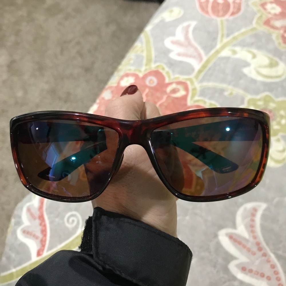 Costa Mag Bay sunglasses